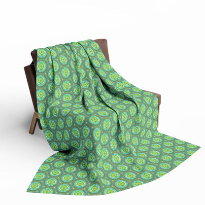 Heart Flame Bonnie Pattern Cozy Arctic Fleece Blanket | Live to Snuggle