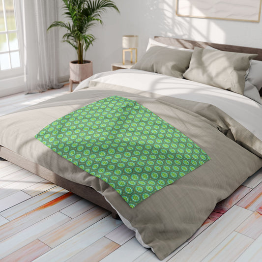 Heart Flame Bonnie Pattern Cozy Arctic Fleece Blanket | Live to Snuggle