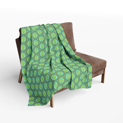 Heart Flame Bonnie Pattern Cozy Arctic Fleece Blanket | Live to Snuggle