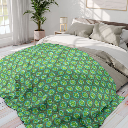 Heart Flame Bonnie Pattern Cozy Arctic Fleece Blanket | Live to Snuggle